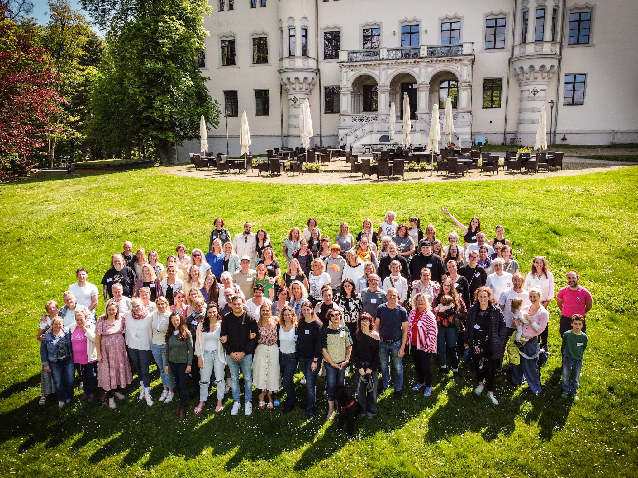Dreamteam vor dem Schloss